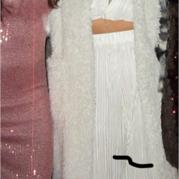 Two Piece Set - Picture 3 of 5